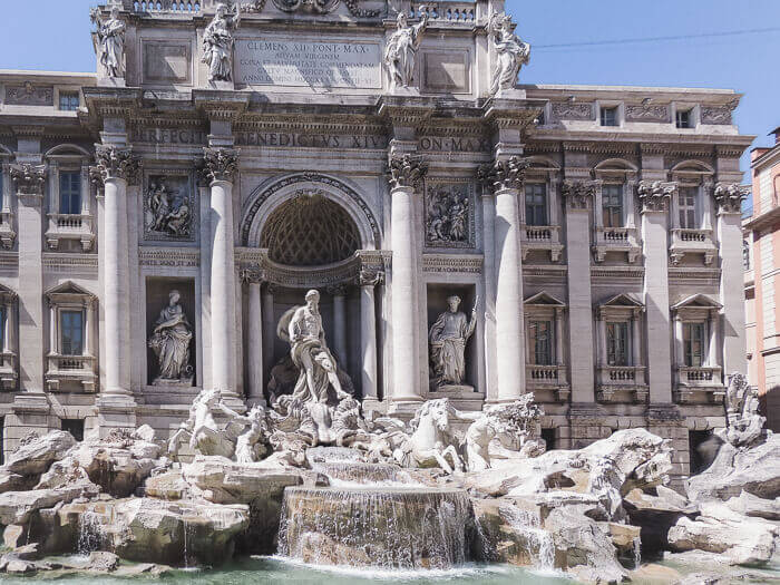 fontana de trevi