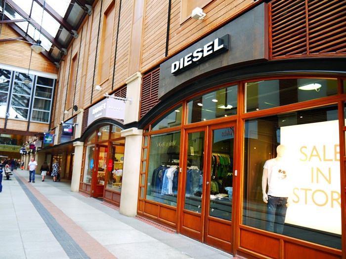 gunwharf quays outlet