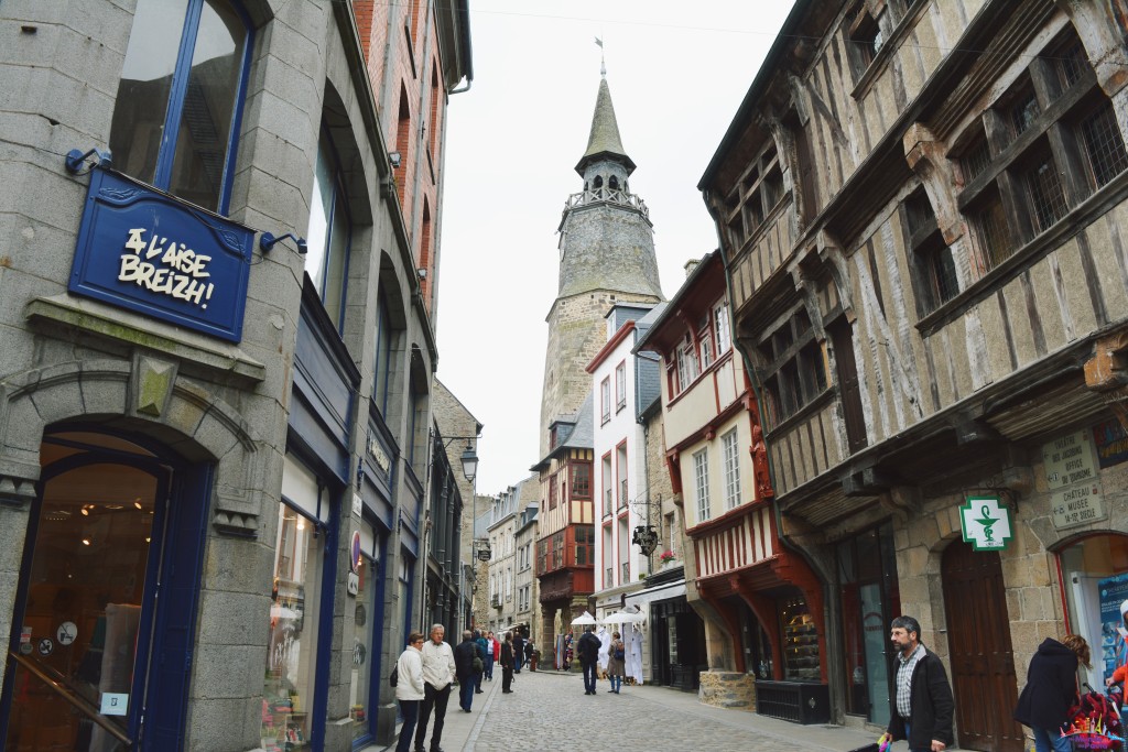 dinan