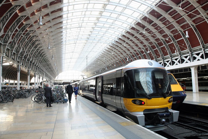 Como ir do aeroporto de heathrow ao centro de londres