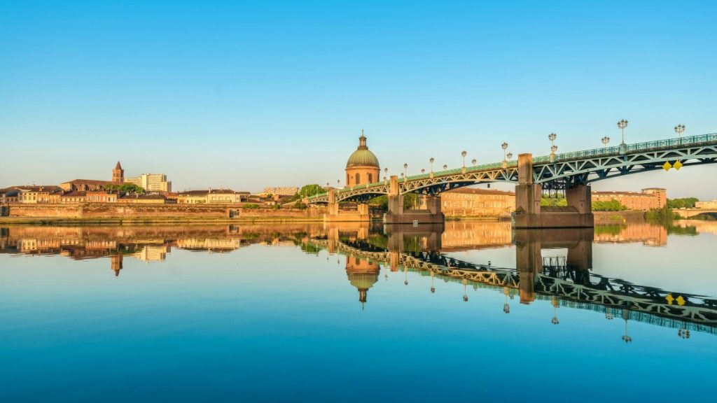 passeios bate e vota saindo de toulouse