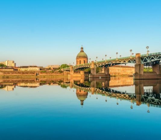 passeios bate e vota saindo de toulouse