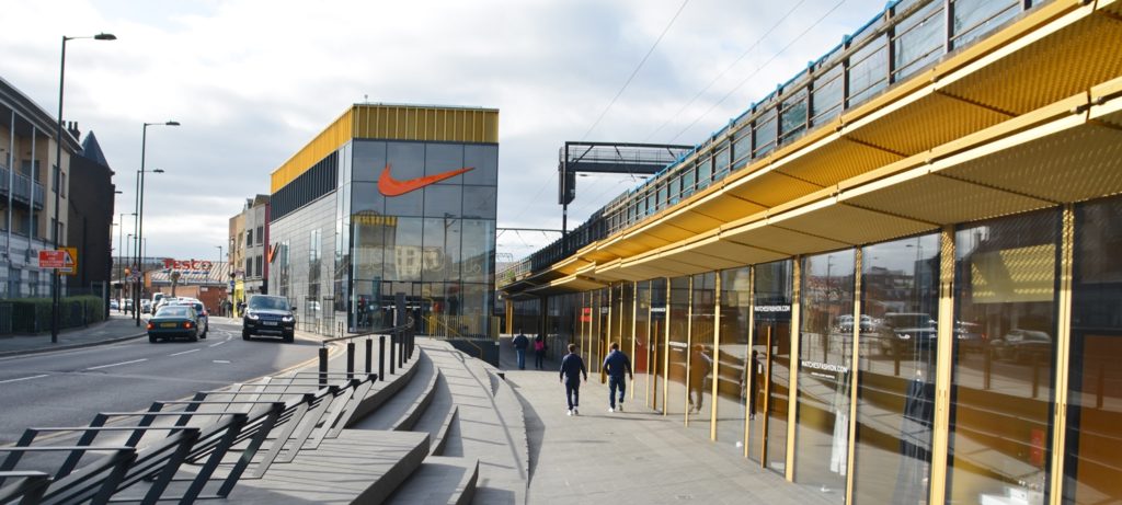 outlet em londres