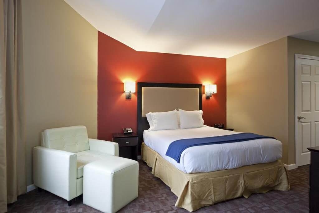 holiday inn boston
