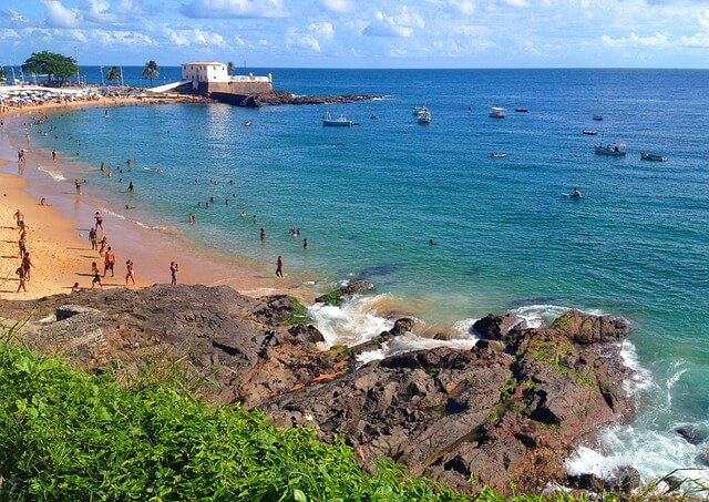 melhores praias de salvador