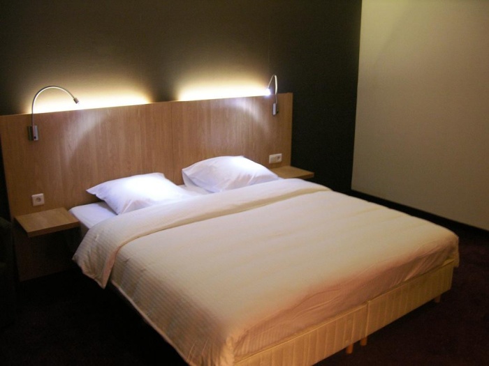 hotel perto gare midi