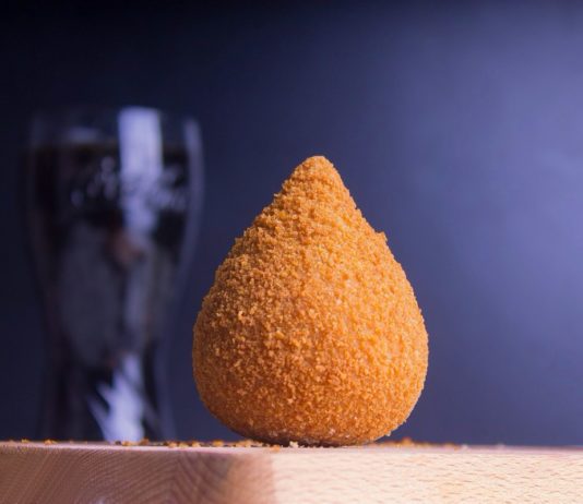 coxinha dourada bueno de andrada